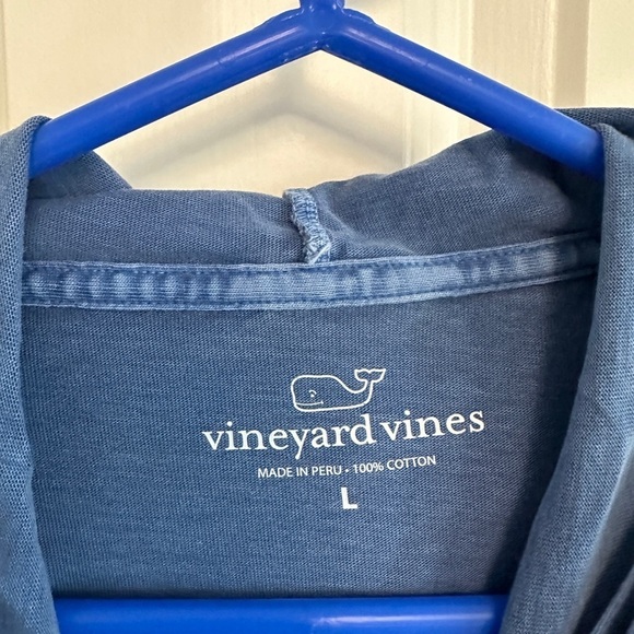 Vineyard Vines distressed long sleeve shirt - Picture 3 of 3